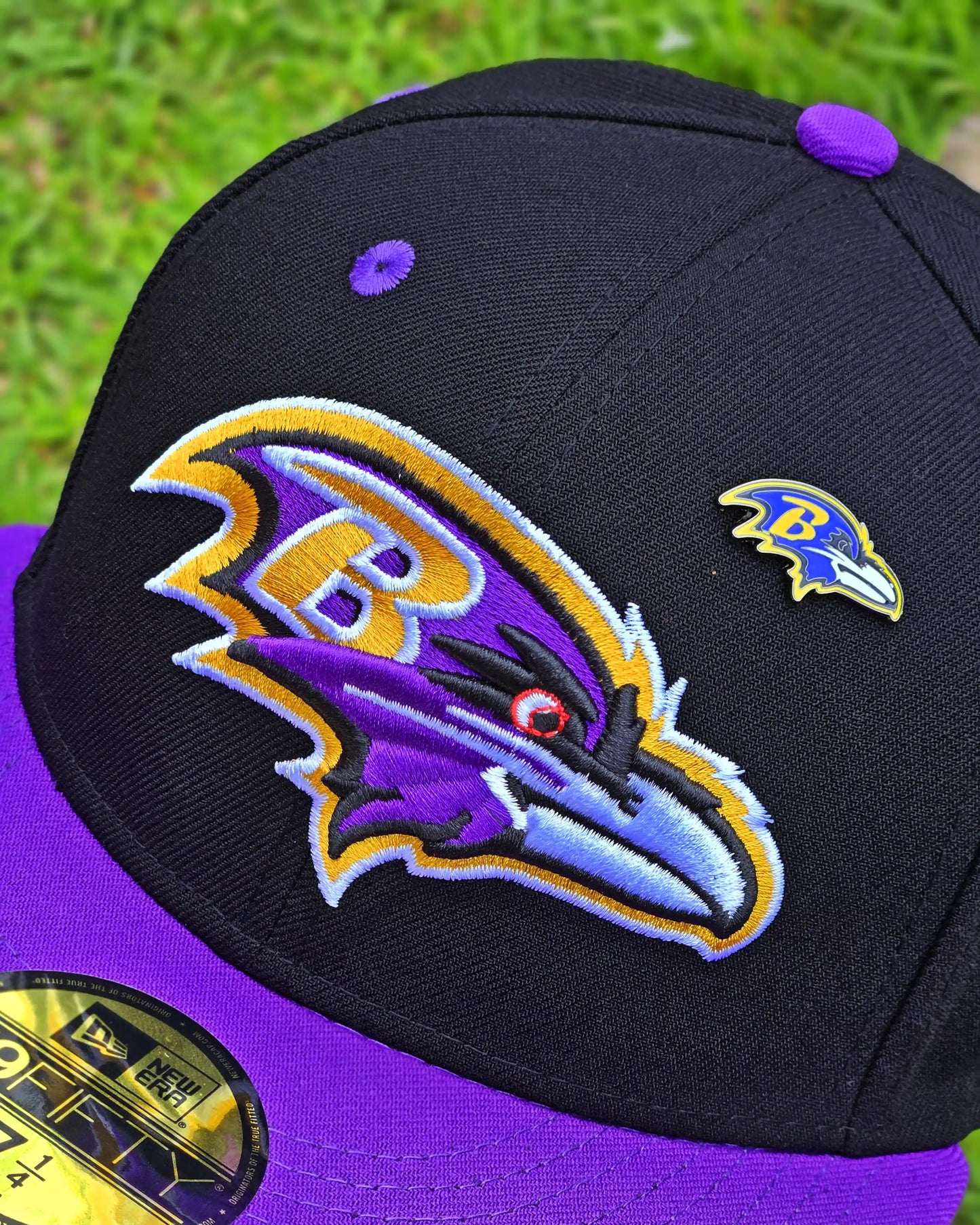 BALTIMORE RAVENS NEGRO VISOR MORADO