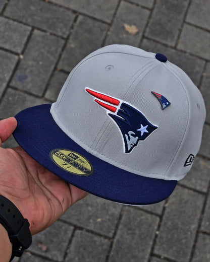 NEW ENGLAND PATRIOTS GRIS VISOR AZUL