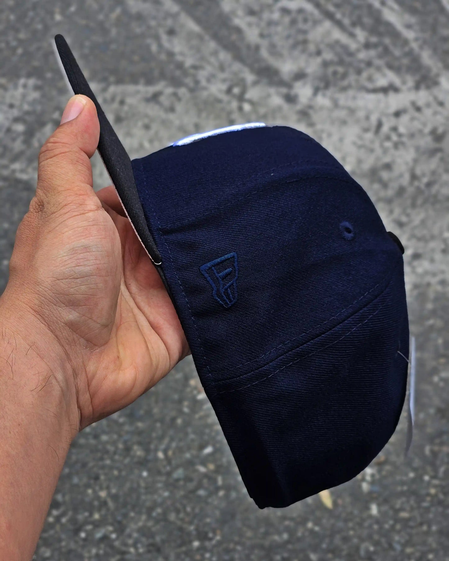 NEW YORK YANKEES NAVY LOGO FLAME VISOR NEGRO