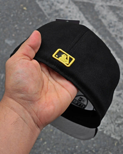 CHICAGO WHITE SOX NEGRO LOGO DORADO