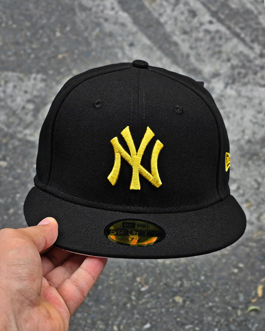 NEW YORK YANKEES NEGRO LOGO DORADO