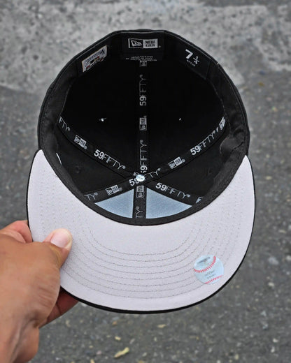 NEW YORK YANKEES NEGRO LOGO DORADO