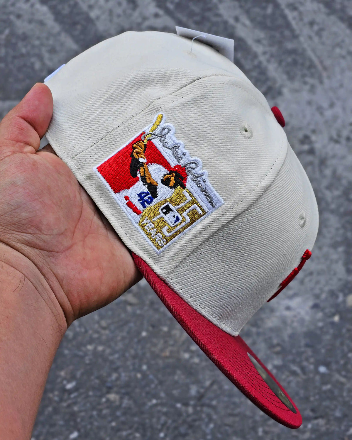 LOS ANGELES DODGERS BEIGE UPSIDE DOWN VISOR ROJO