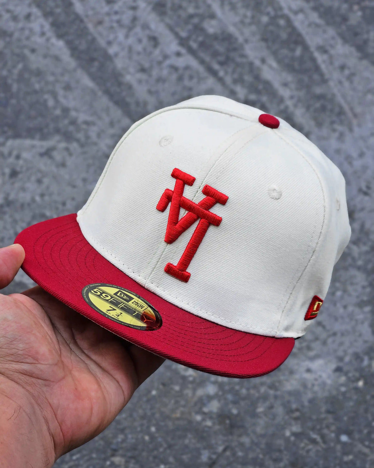 LOS ANGELES DODGERS BEIGE UPSIDE DOWN VISOR ROJO