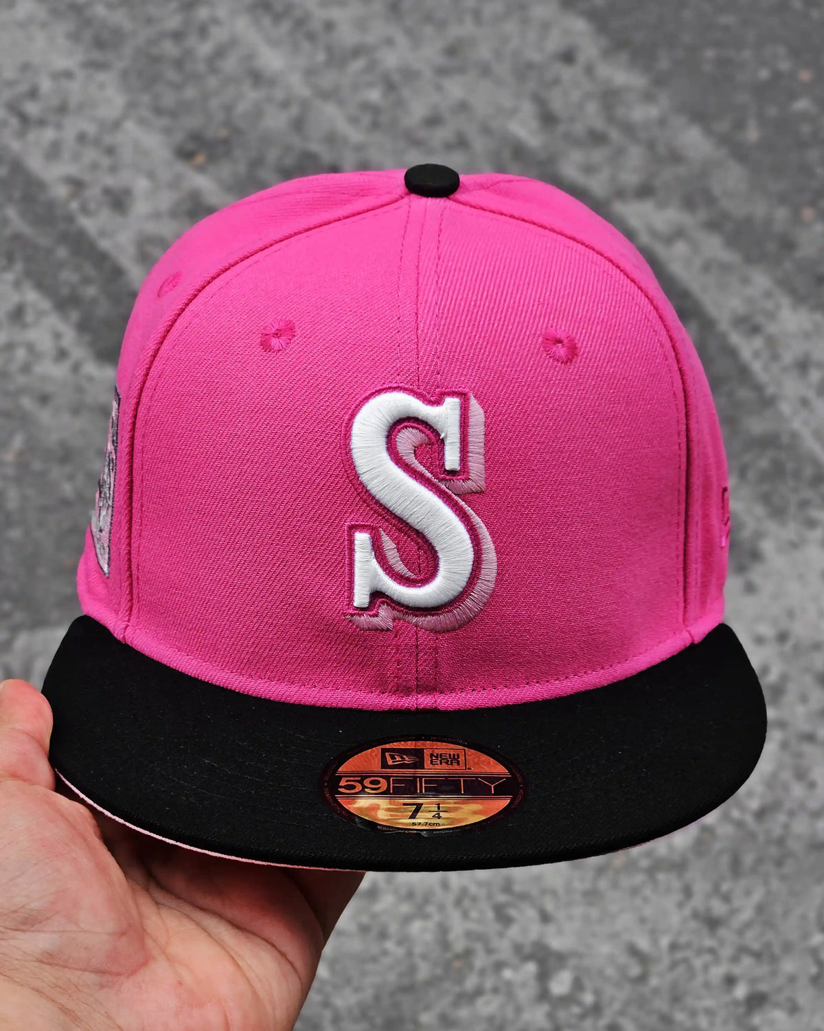 SEATTLE MARINERS ROSA 40TH ANNIVERSARY VISOR NEGRO