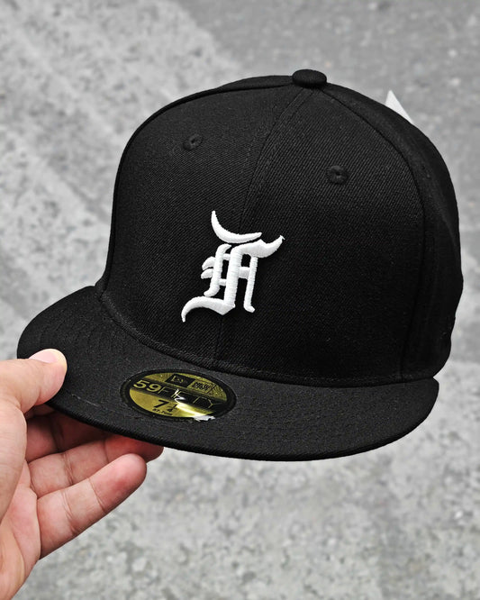 FEAR OF GOD ESSENTIALS NEGRO CLASICA