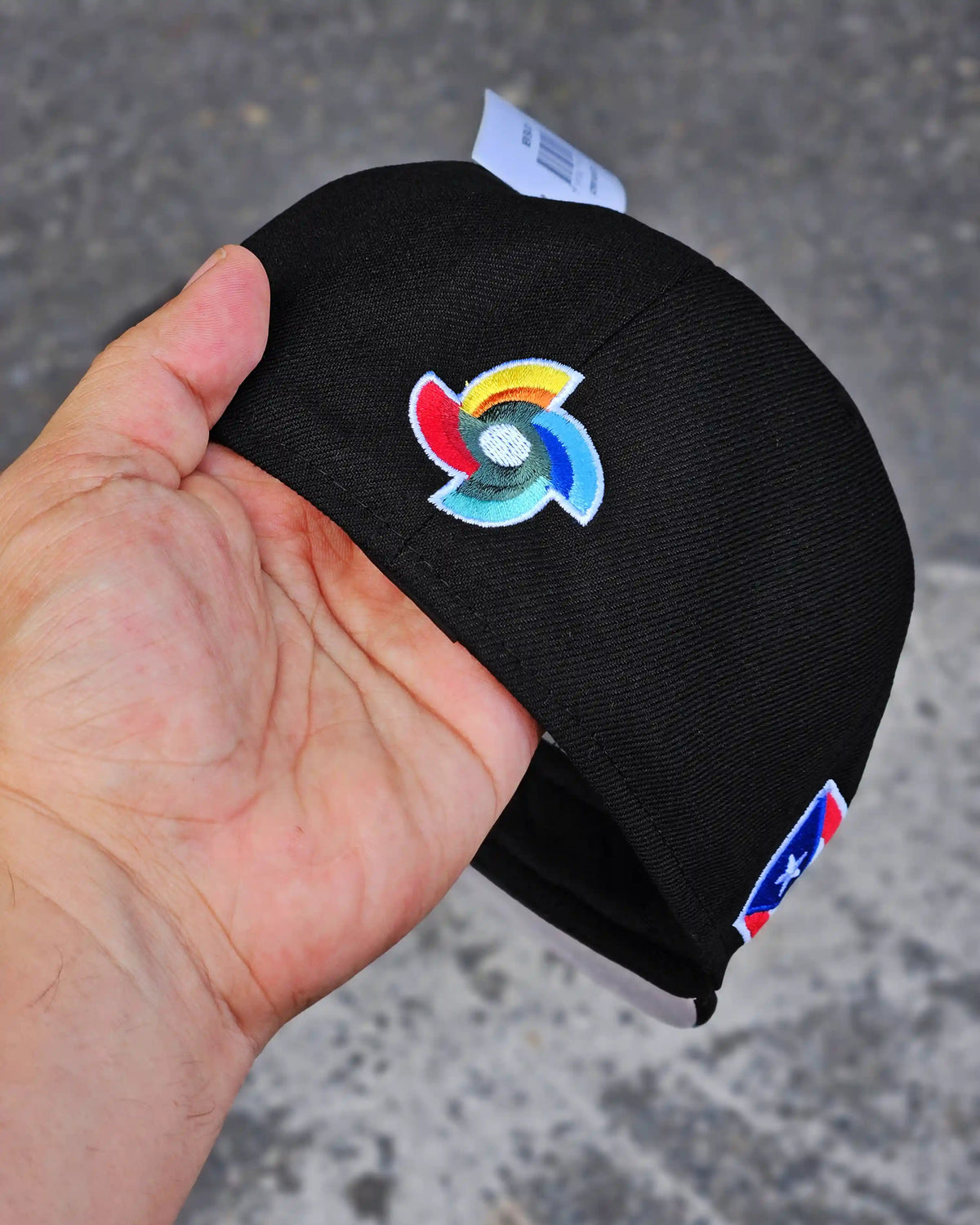 PUERTO RICO NEGRO LOGO DORADO
