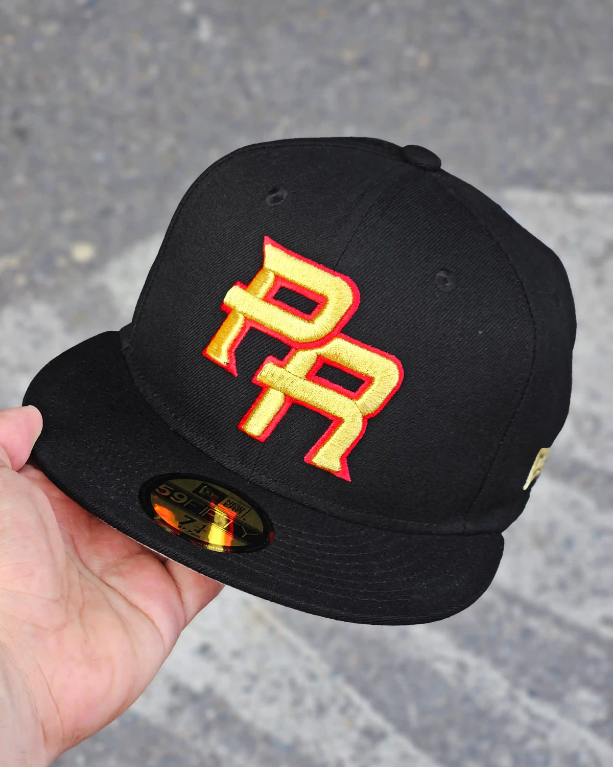 PUERTO RICO NEGRO LOGO DORADO