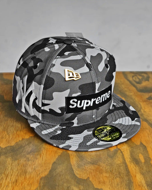 SUPREME EXCLUSIVE SNOW CAMO SHOP BOX LOGO YANKEES