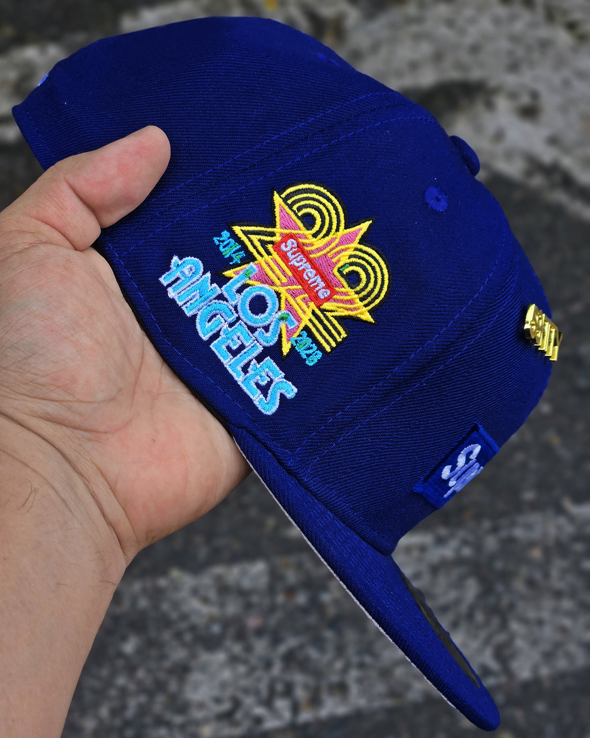 SUPREME EXCLUSIVE AZUL SHOP BOX LOGO LOS ANGELES
