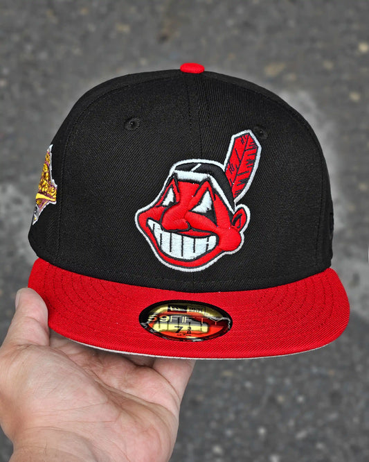 CLEVELAND INDIANS NEGRO VISOR ROJO BIG LOGO