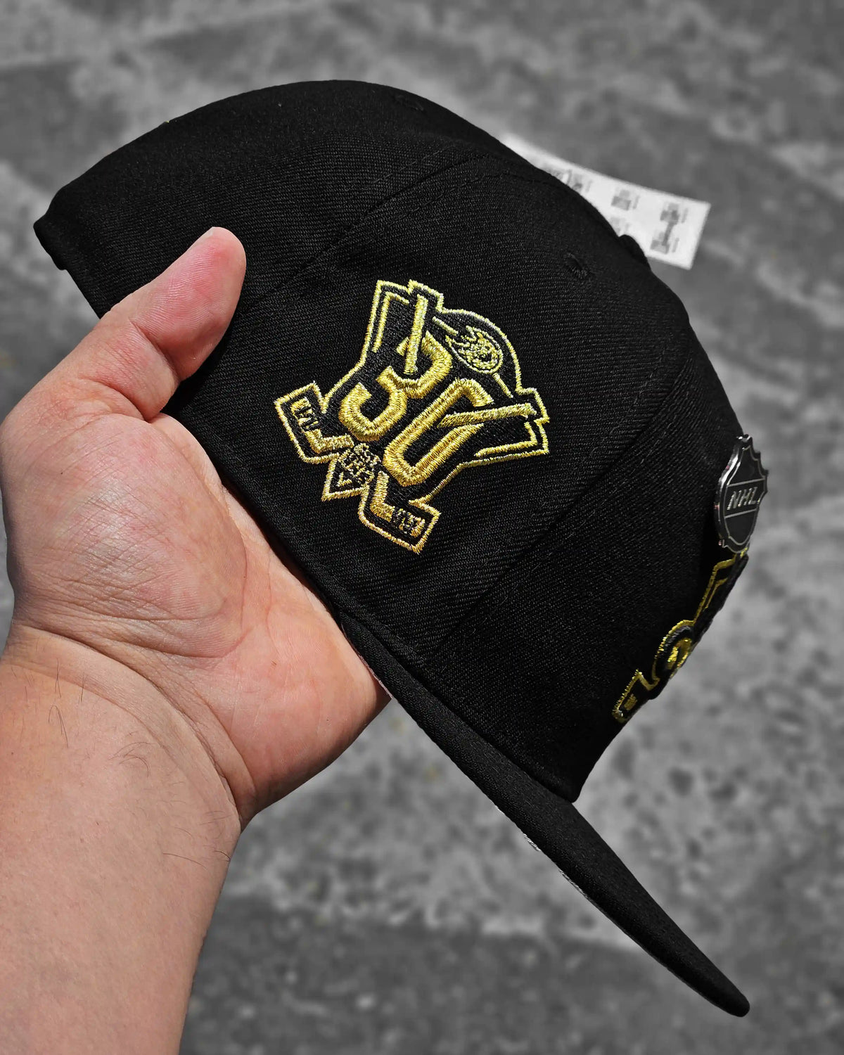 ANAHEIM DUCKS NEGRO 30TH ANNIVERSARY DORADA