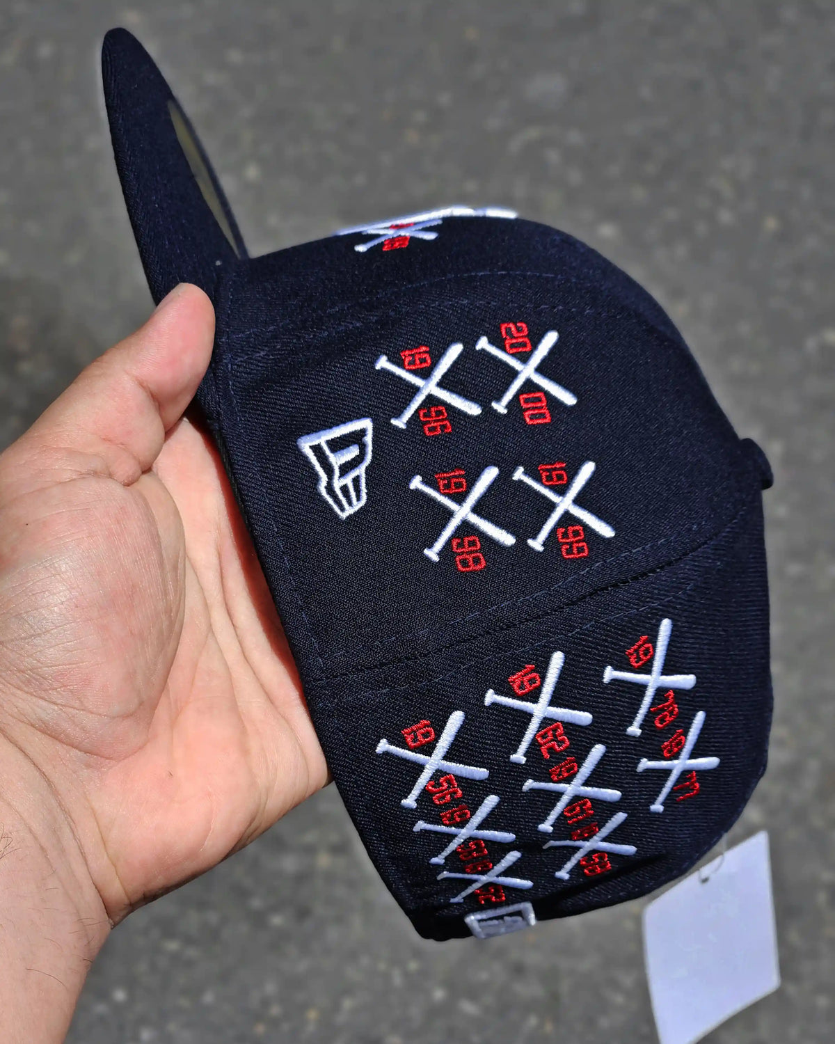 NEW YORK YANKEES NAVY NEW ERA X SPIKE LEE NAVY CROSSED BATS