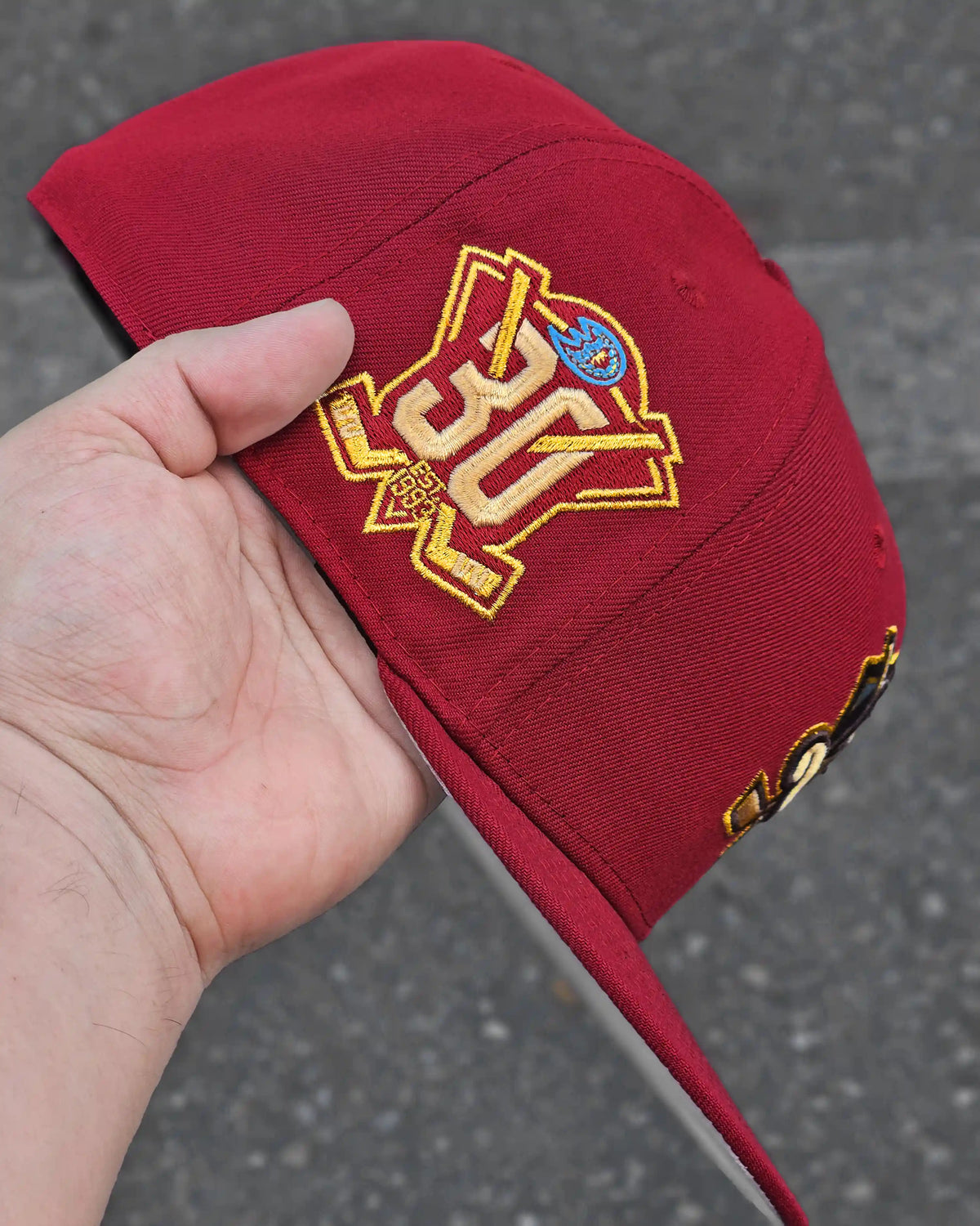 ANAHEIM DUCKS BEIGE VISOR VINOTINTO STANLEY CUP