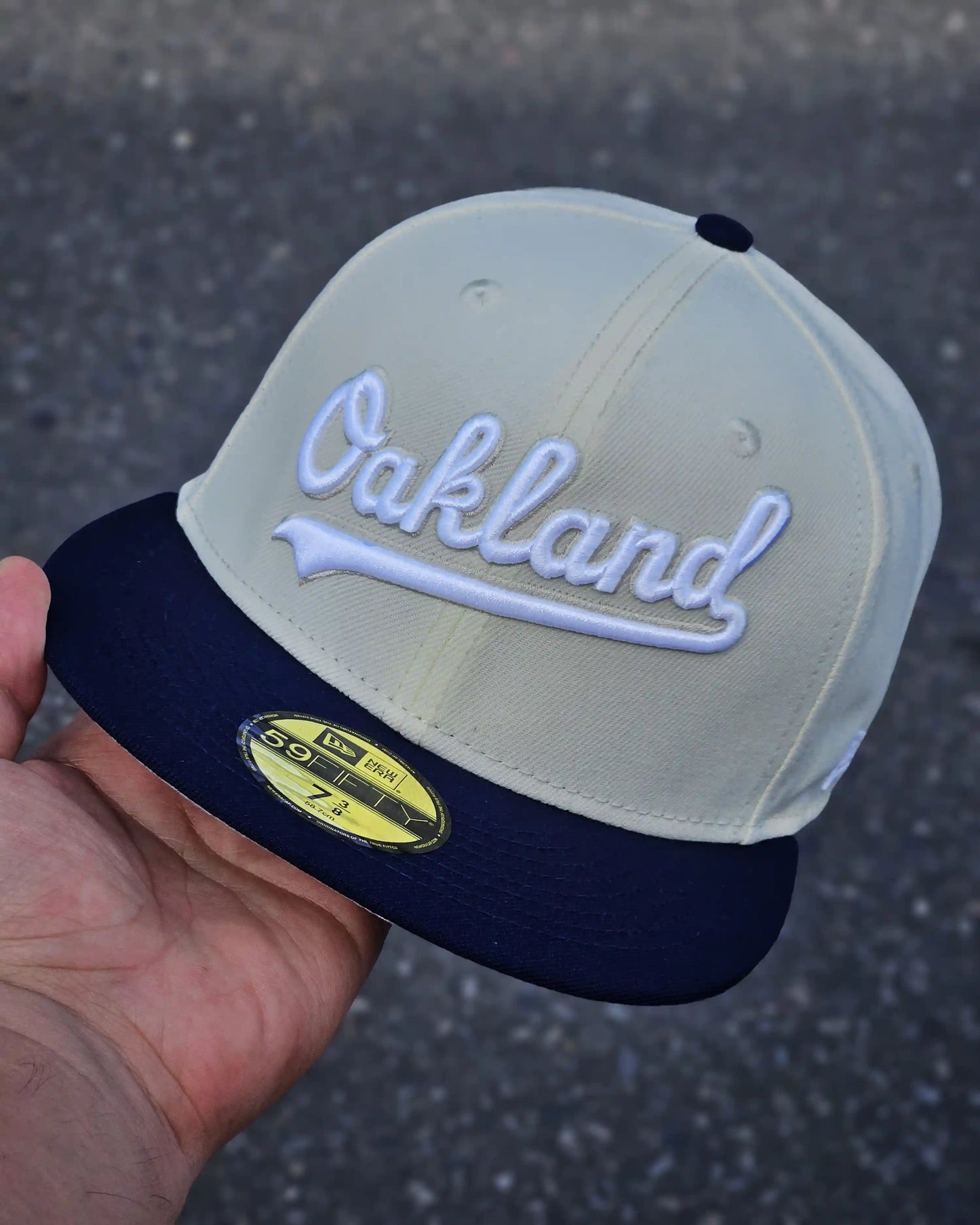 OAKLAND ATHLETICS BEIGE VISOR AZUL