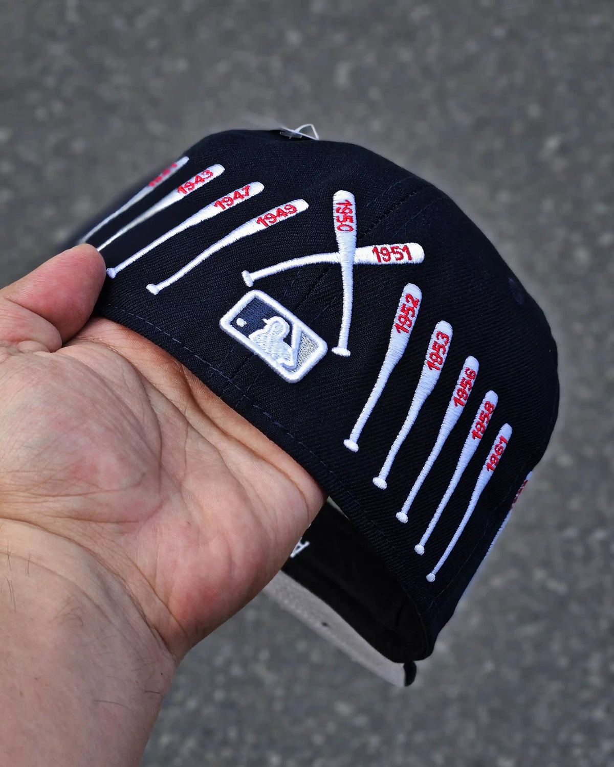 NEW YORK YANKEES NAVY NEW ERA X SPIKE LEE NAVY BATS STRIKE