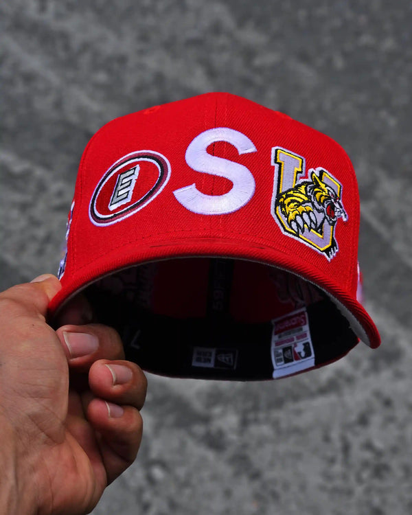 SUPREME EXCLUSIVE ROJO MASCOTS S - vista alternativa