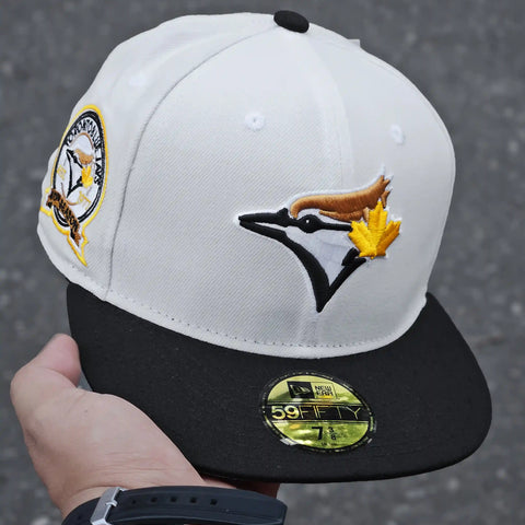 TORONTO BLUE JAYS BLANCO 40TH SEASON DORADO VISOR NEGRO