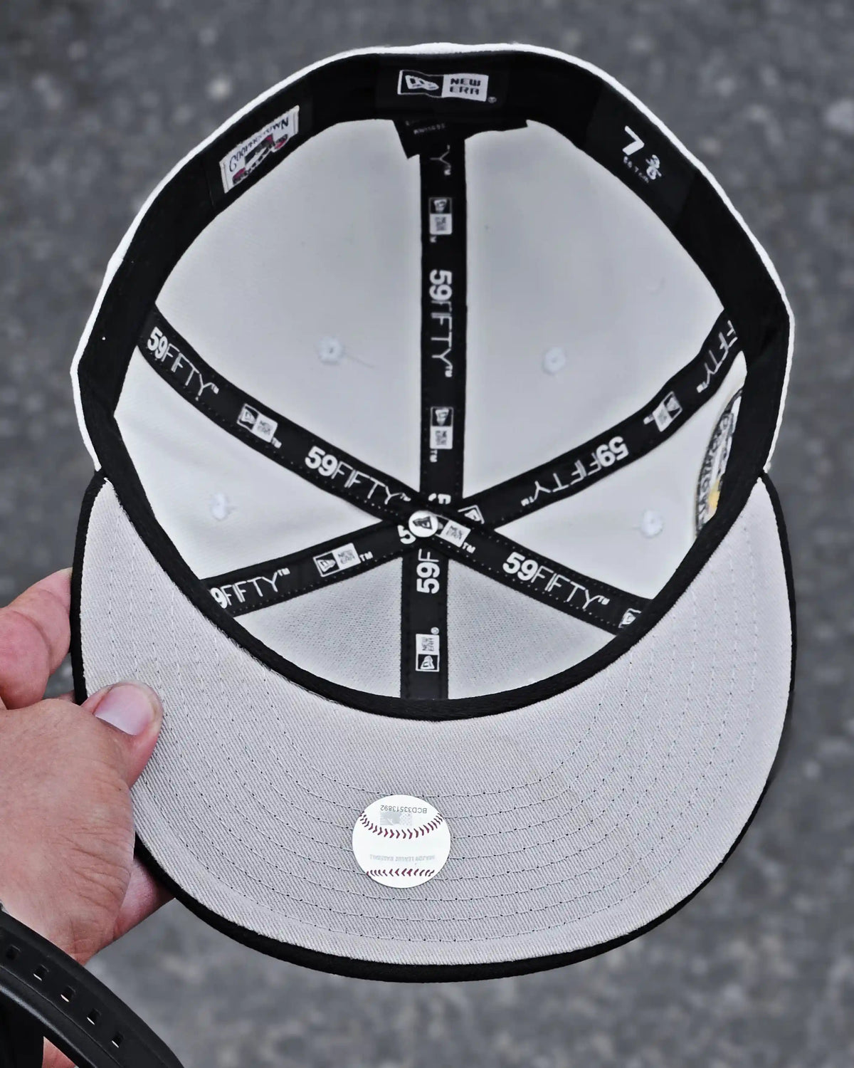 TORONTO BLUE JAYS BLANCO 40TH SEASON DORADO VISOR NEGRO