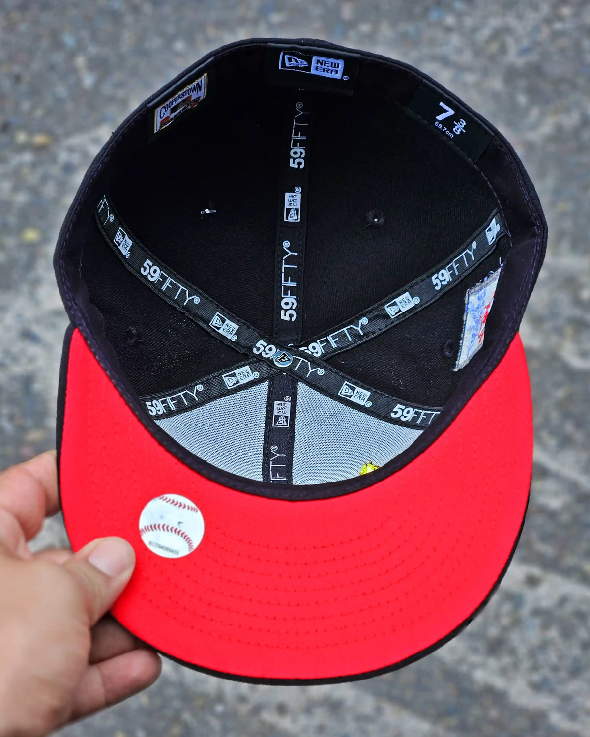 CHICAGO CUBS NEGRO BE ALERT FOR FOUL BALLS UV ROJO