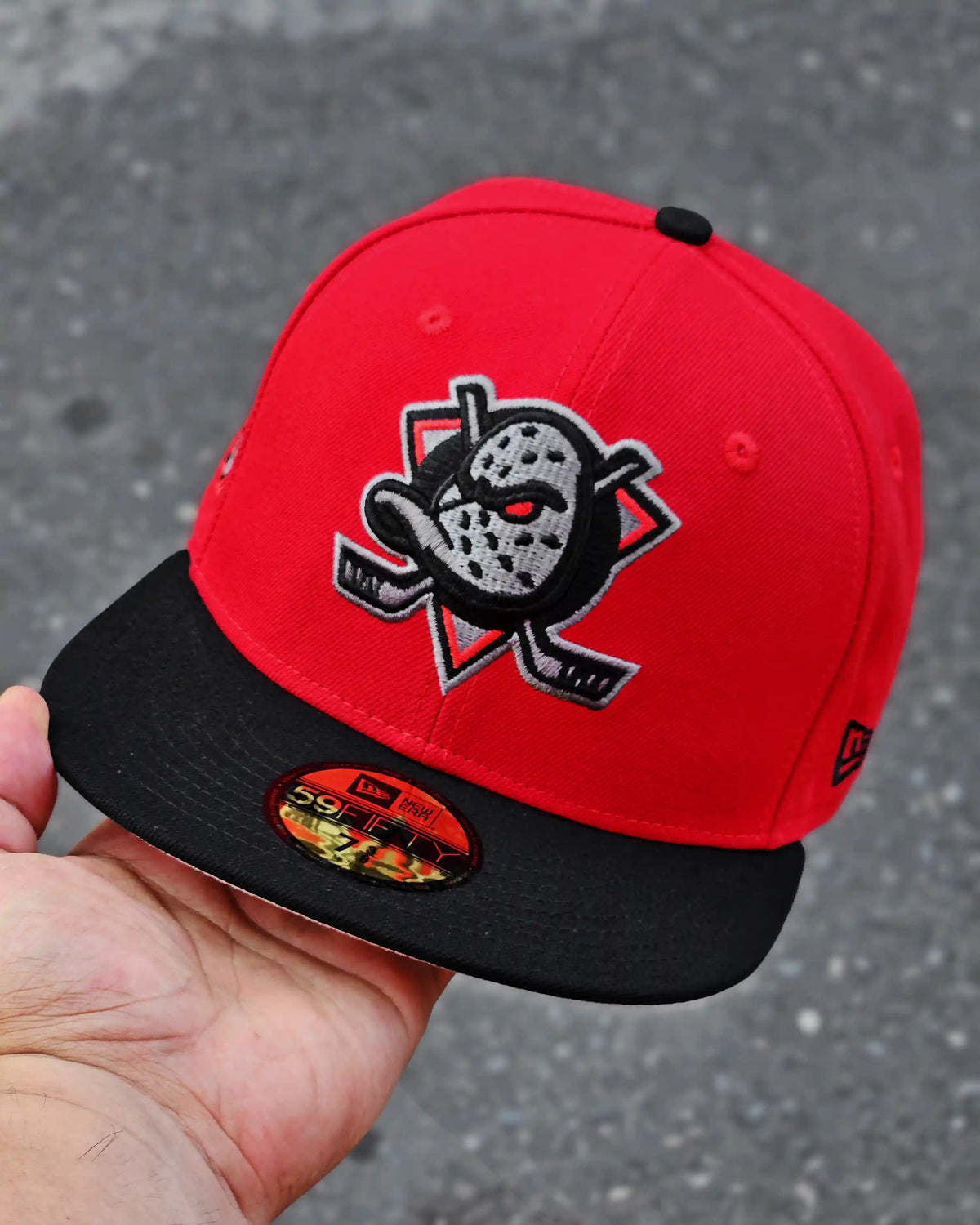 ANAHEIM DUCKS ROJO STADIUM LOS ANGELES 2014 VISOR NEGRO