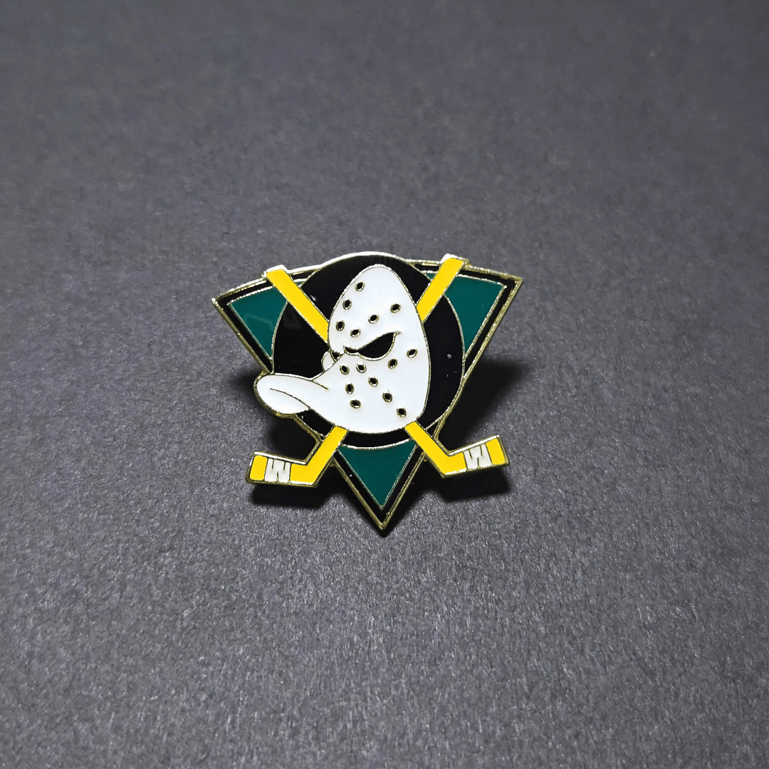 PIN ANAHEIM DUCKS VERDE LOGO