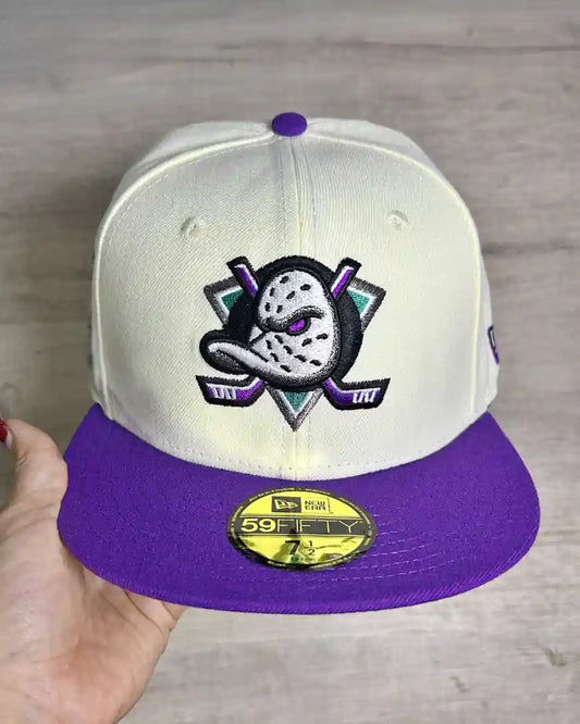 ANAHEIM DUCKS BEIGE STADIUM SERIES 2014 VISOR MORADO